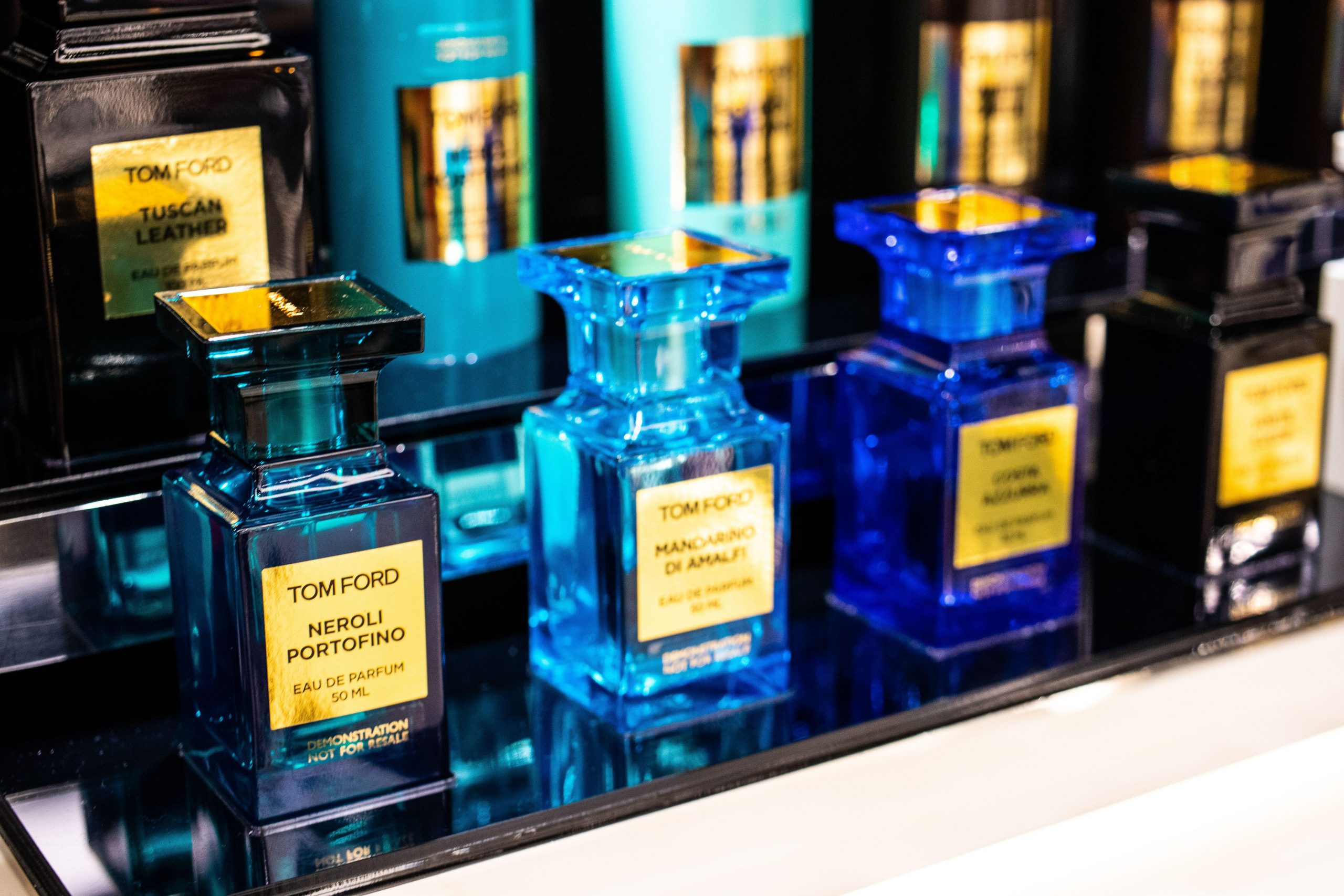 Estee Lauder buys American fashion label Tom Ford for $2.8 Billion deal